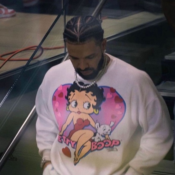 mega yacht betty boop coco chanel graphic white oversized crewneck sweatshirt - Picture 11 of 11